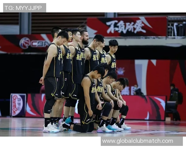 新秀与年轻球员的崛起如何改变篮球赛场的未来格局与发展趋势